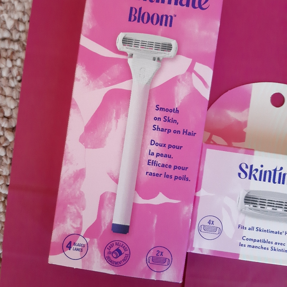 Skintimate Bloom Razor Bundle - Picture 7 of 13